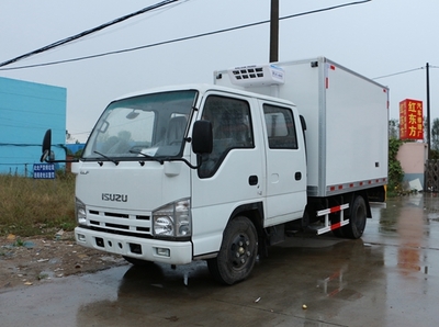冷藏車 現(xiàn)代冷鏈物流的守護者
